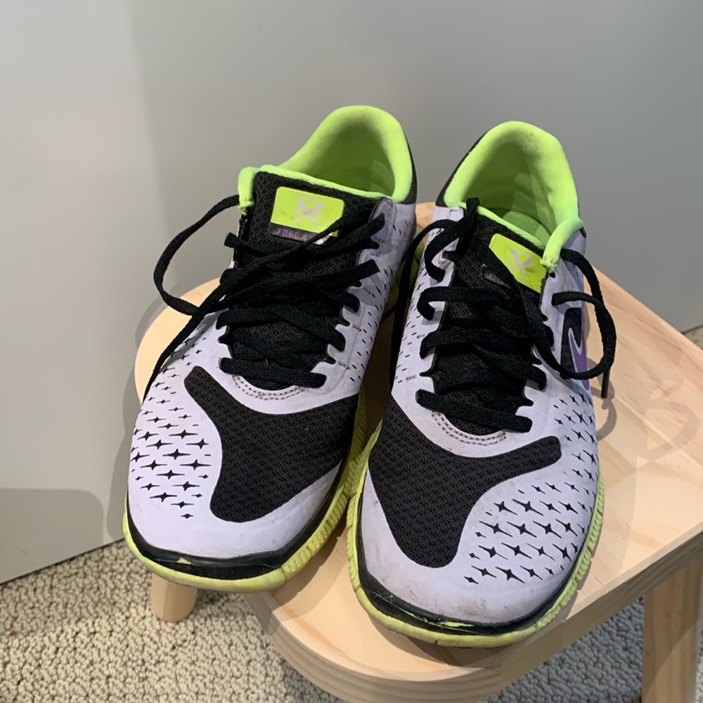Nike runners in lavender